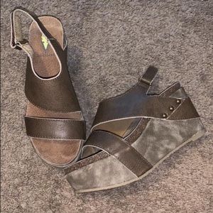 Dressy heels, worn once